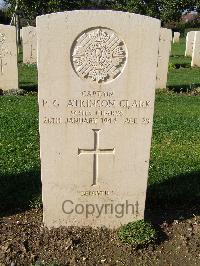 Minturno War Cemetery - Atkinson Clark, Peter George